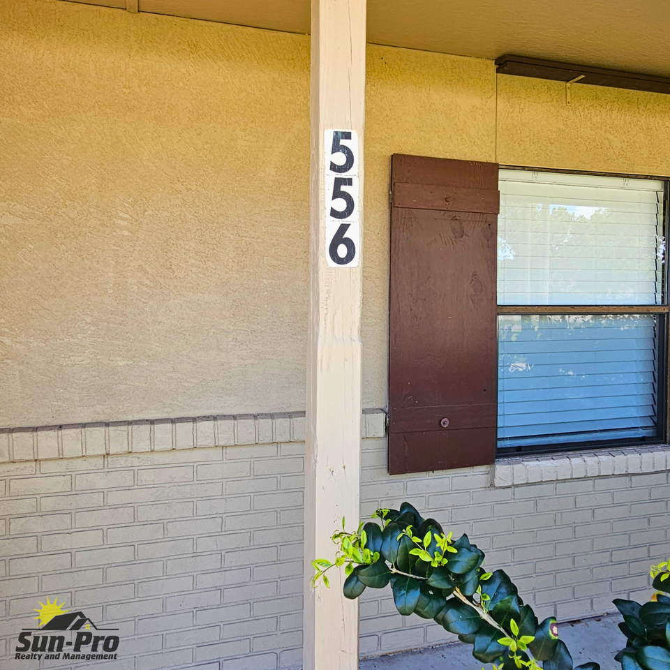 556 Taylor Rd - Photo 3 of 22