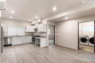6020 N Astor St #13 - Photo 1 of 1