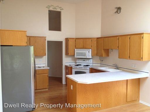 16550 Noble Dr - Photo 2 of 15