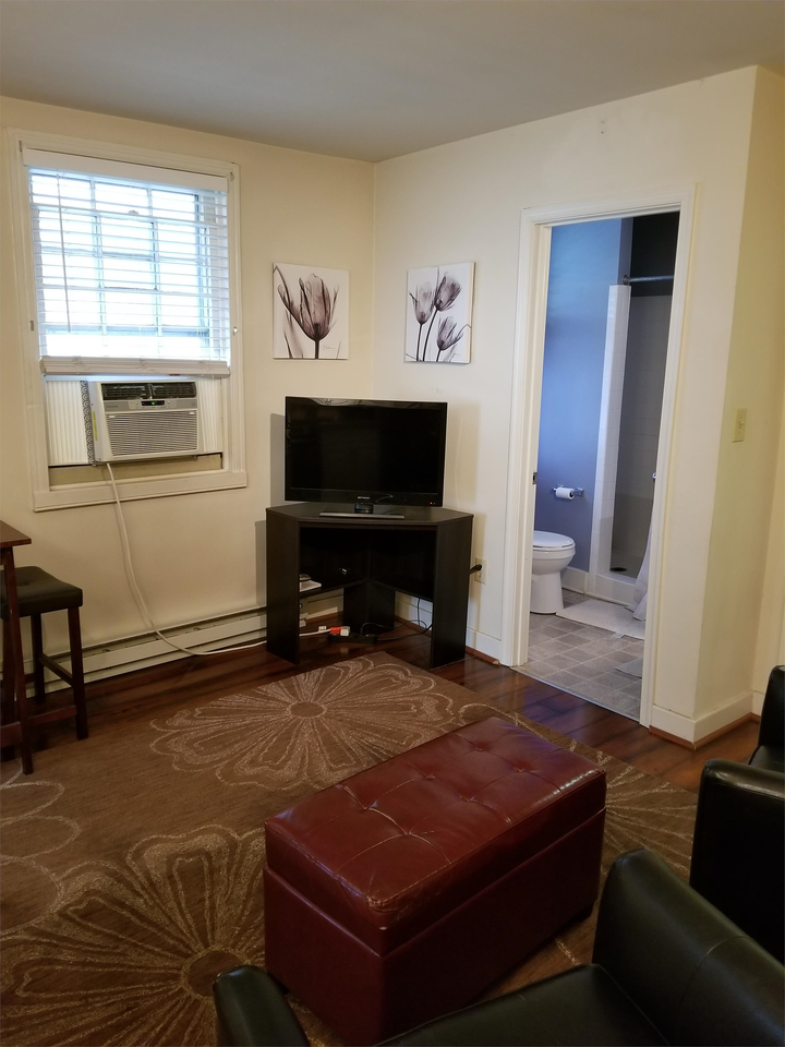 111 S Market St #C - Photo 3 of 13