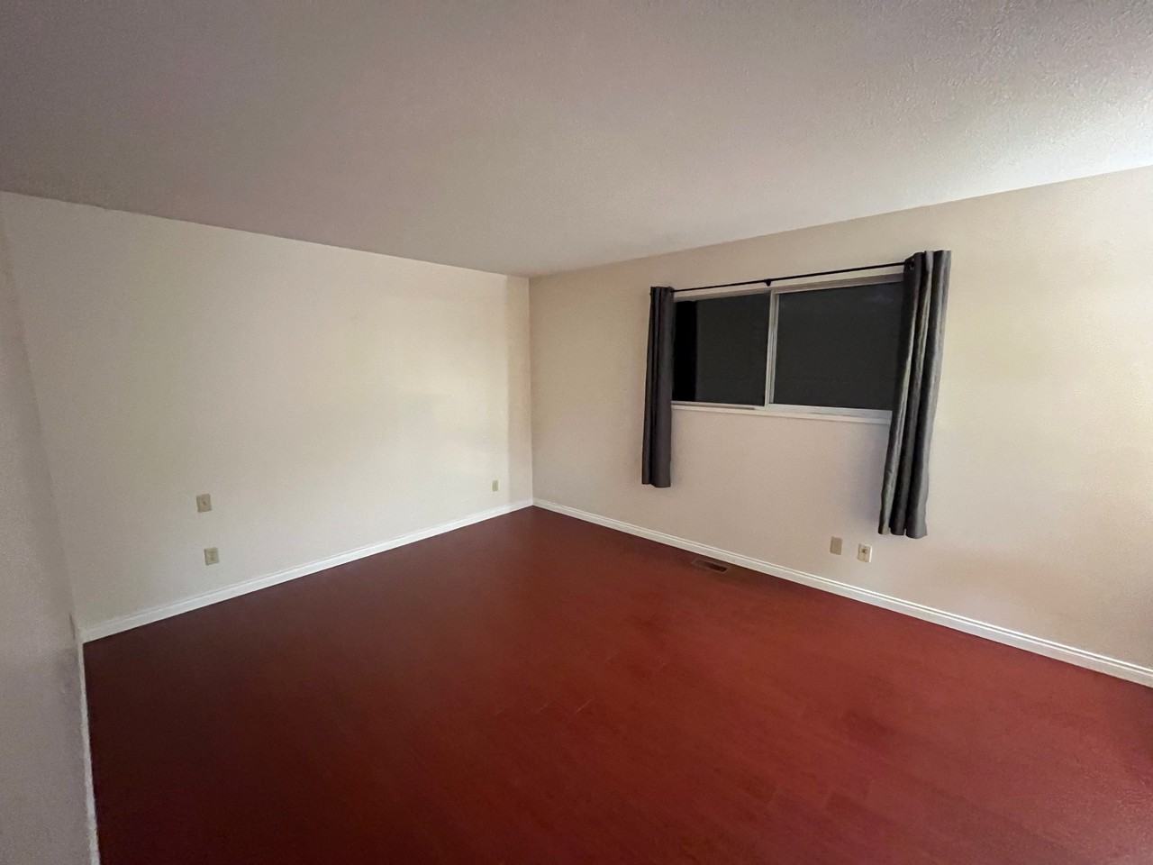 2929 Cord Avenue - Photo 7 of 15