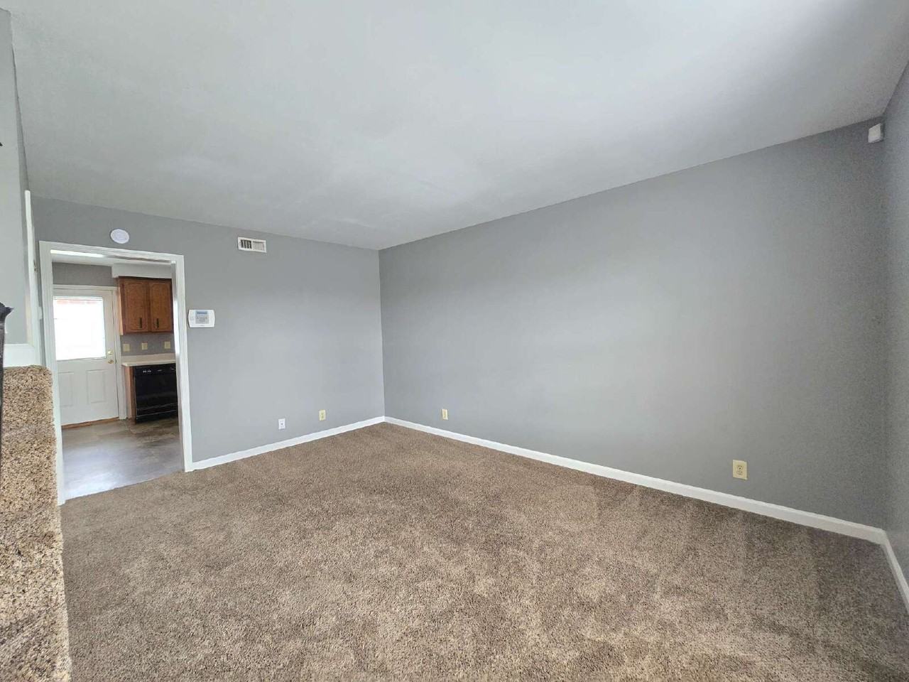 355 Peabody Dr Apt 3 - Photo 2 of 11