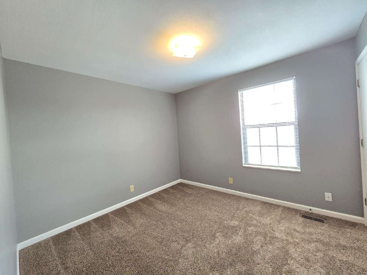 355 Peabody Dr Apt 3 - Photo 7 of 11