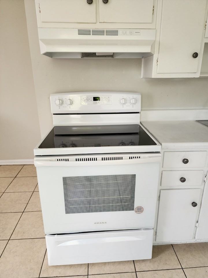 354 S Biltmore Ave - Photo 6 of 29