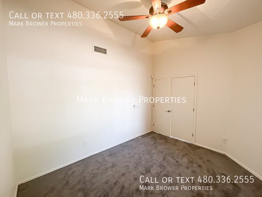 7121 E Milagro Ave - Photo 5 of 32