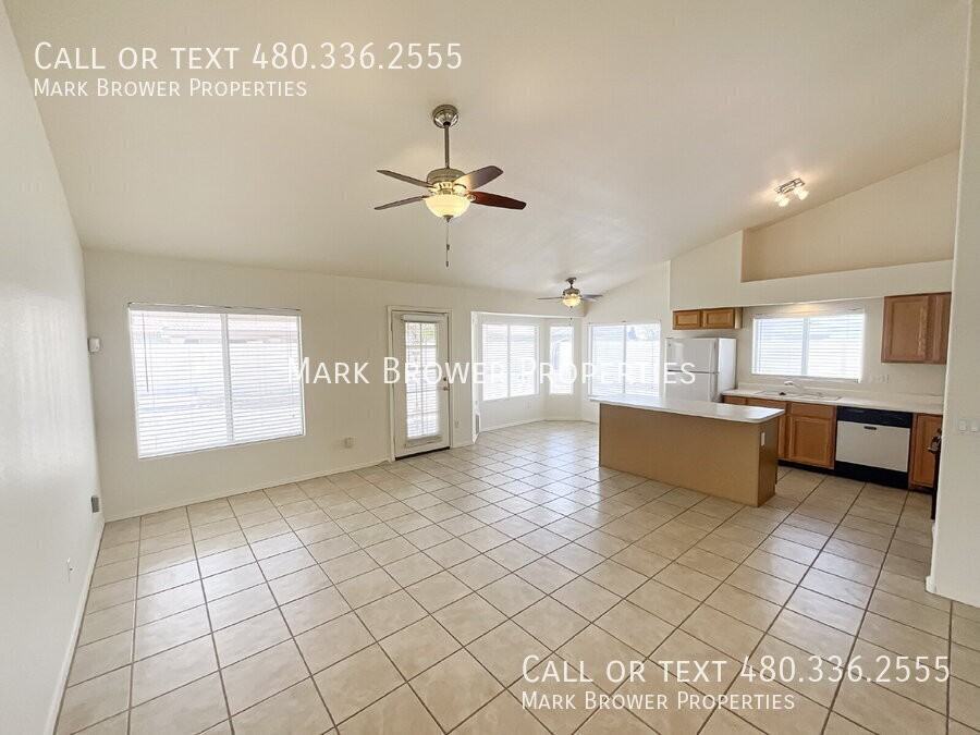 7121 E Milagro Ave - Photo 6 of 32
