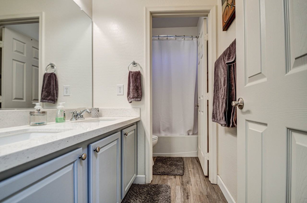 12218 W Calle Hermosa Ln - Photo 4 of 44