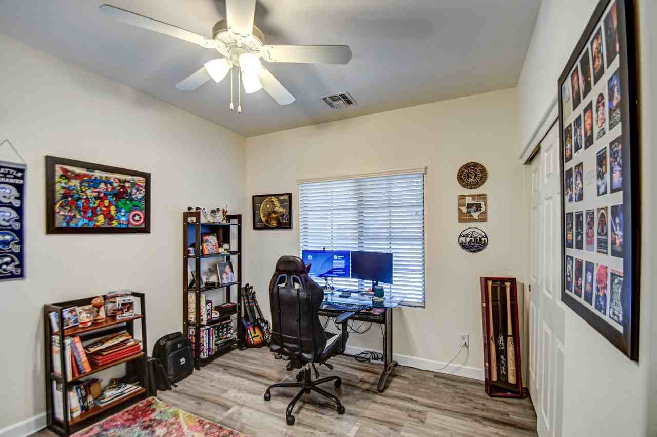 12218 W Calle Hermosa Ln - Photo 6 of 44