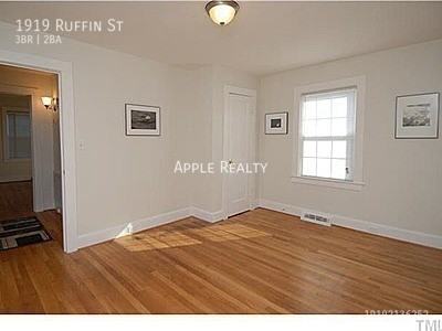 1919 Ruffin St - Photo 7 of 18