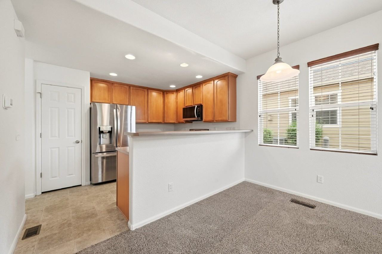 8744 Eckberg Hts - Photo 6 of 30