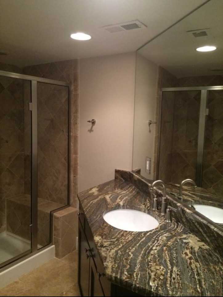 809 S York St - Photo 2 of 10