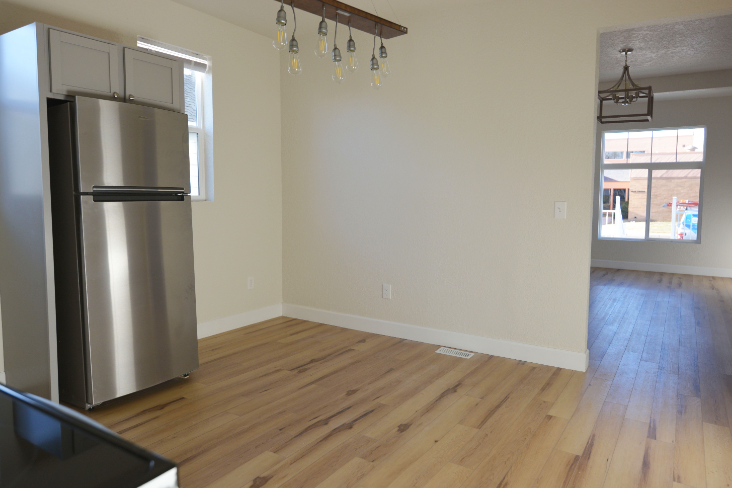 1923 Evans Ave Unit A - Photo 6 of 11