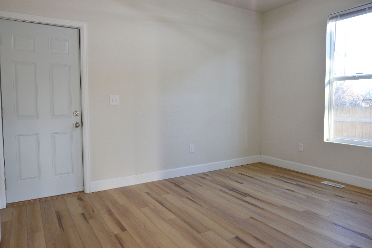 1923 Evans Ave Unit A - Photo 7 of 11