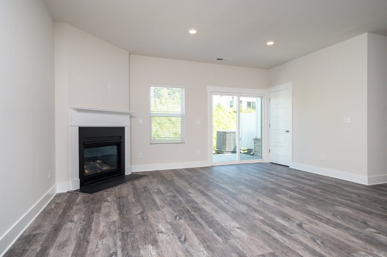 69 Galley Ln - Photo 7 of 31