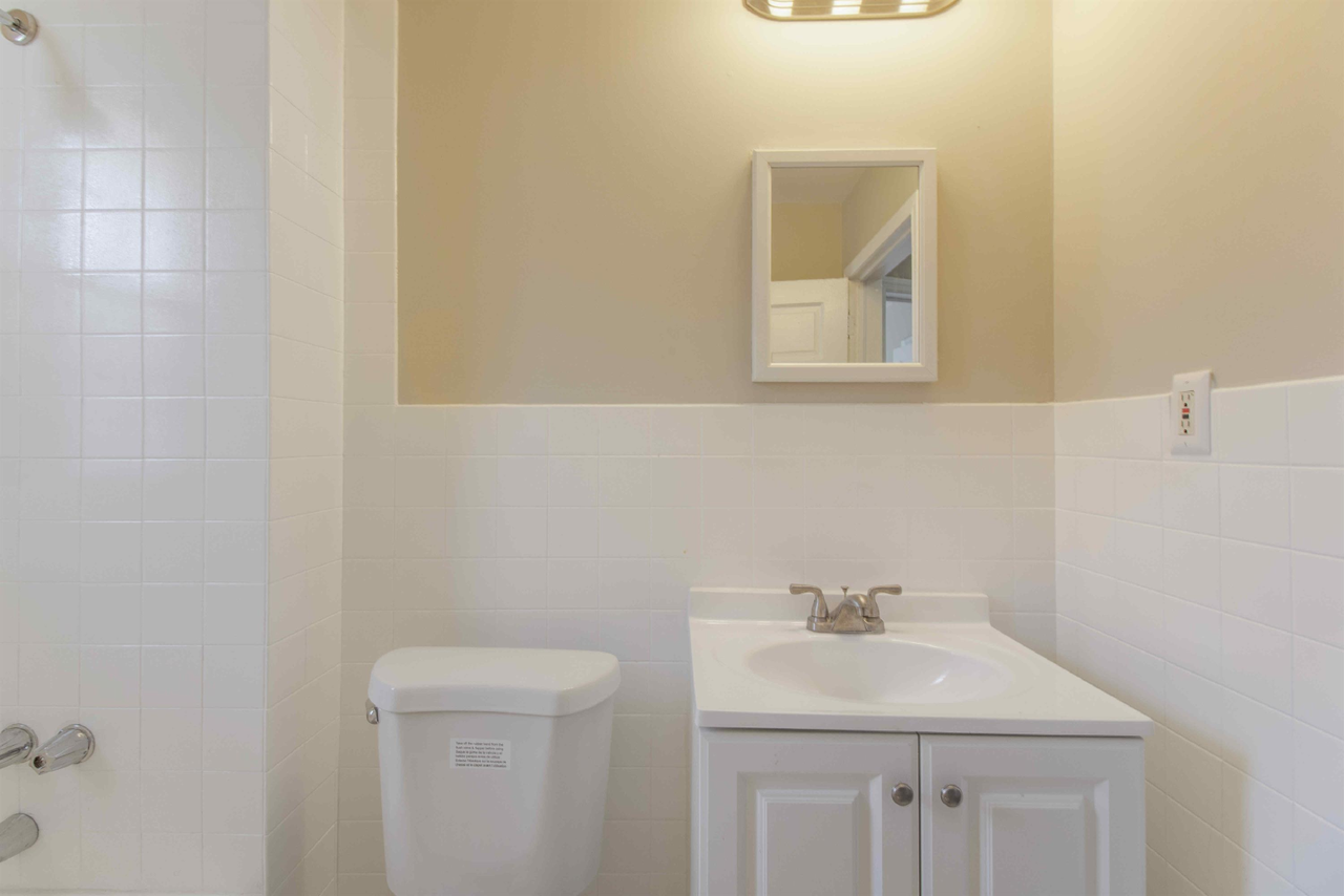 227 Frederick Ave - Photo 3 of 10