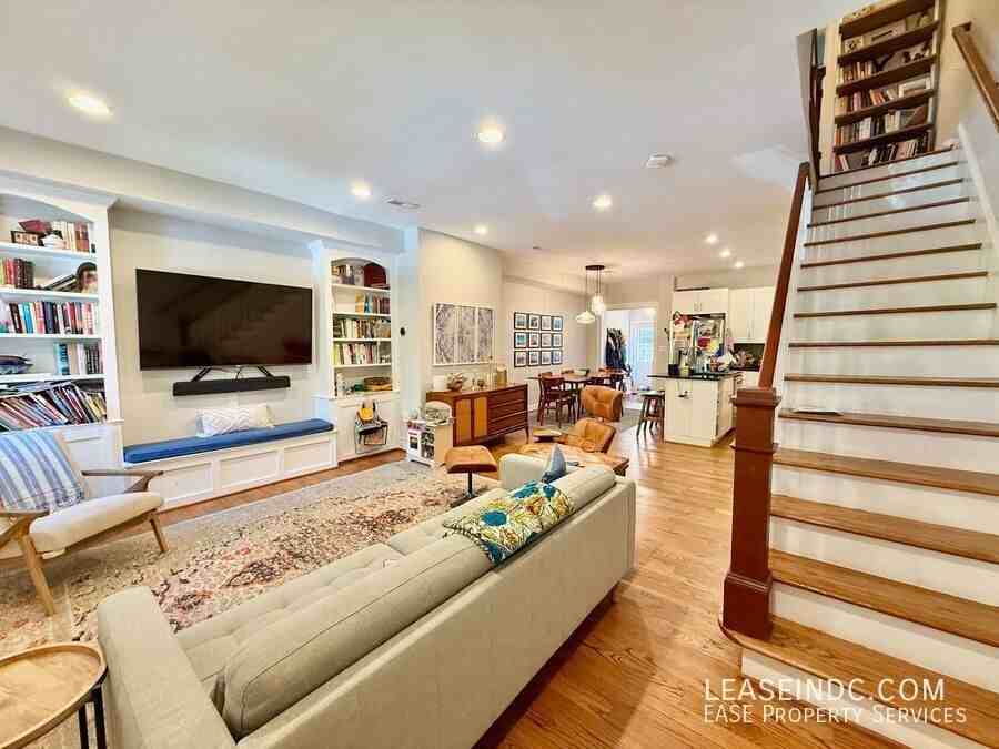 1414 Oak St Nw - Photo 3 of 36