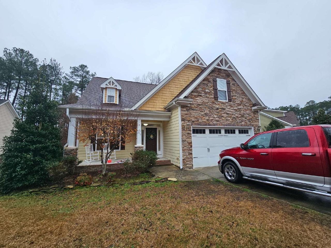 305 Skipping Water Dr - Photo 4 of 50