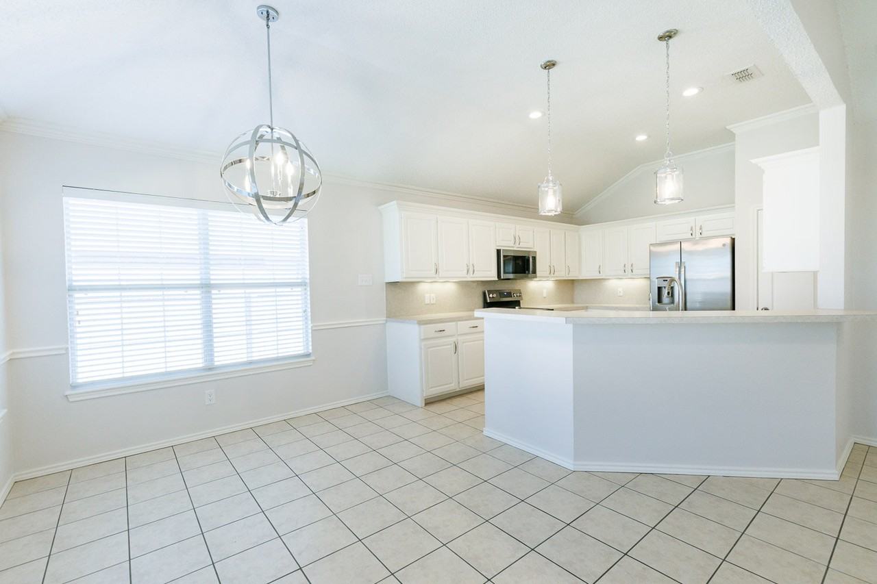 2108 97th St - Photo 4 of 23