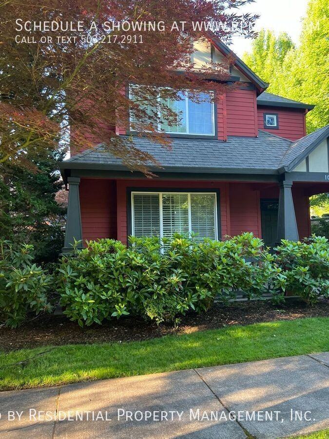1008 Se Bacarra St - Photo 2 of 46