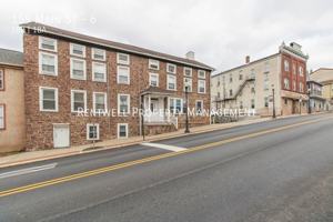 featured image of 159 Main St #6