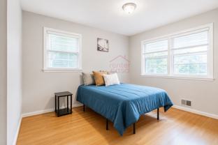2719 Knollview Dr - Photo 1 of 1