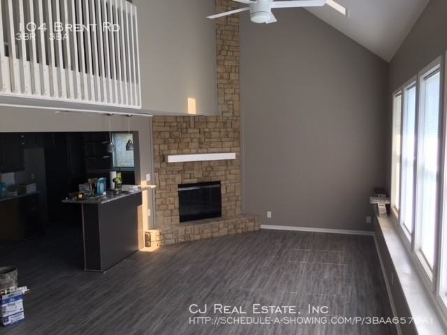 104 Brent Rd - Photo 2 of 11