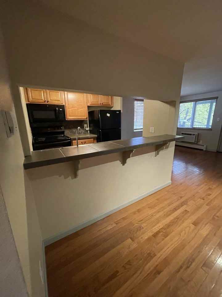 1685 Colorado Blvd #206 - Photo 6 of 8