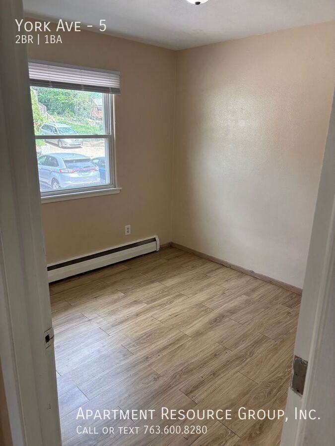 York Ave #5 - Photo 2 of 11