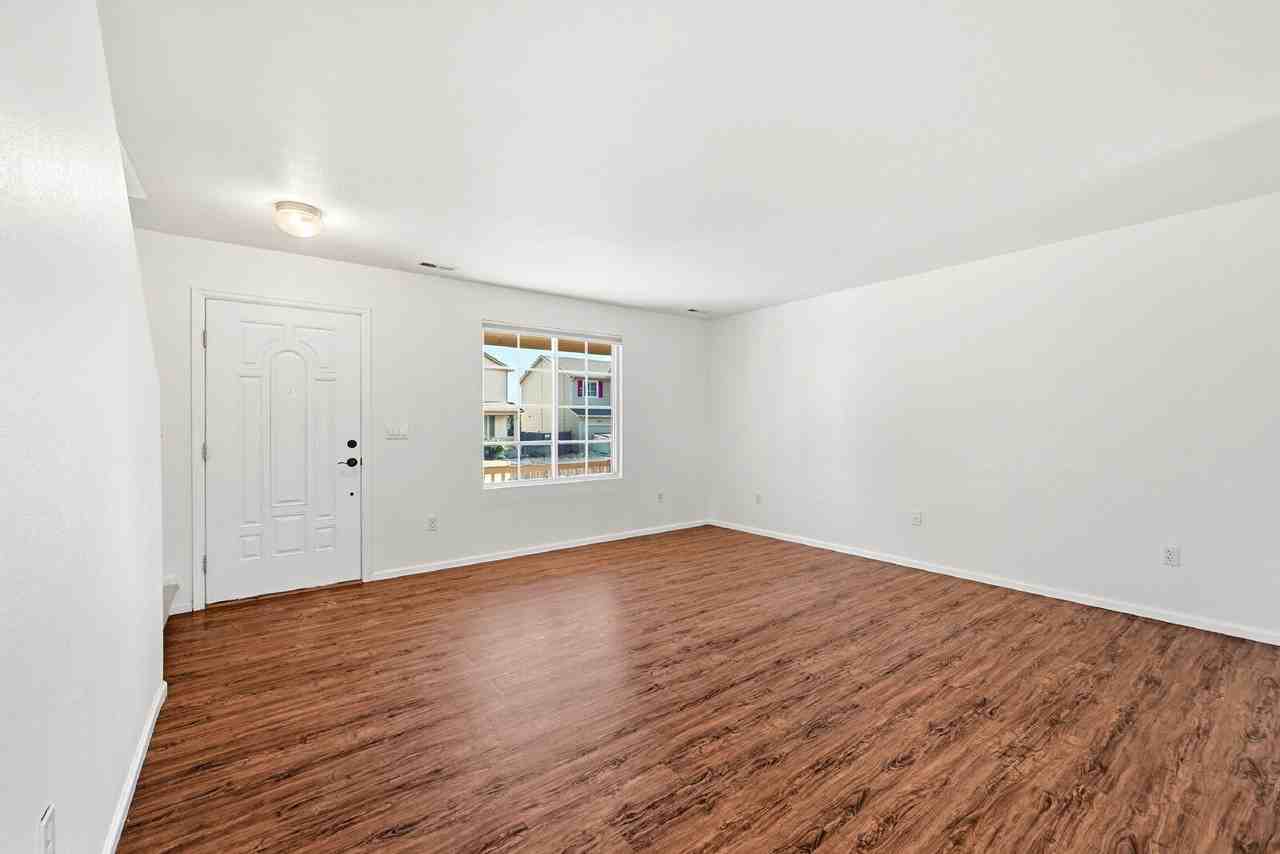 4982 Rusty Nail Pt - Photo 4 of 44