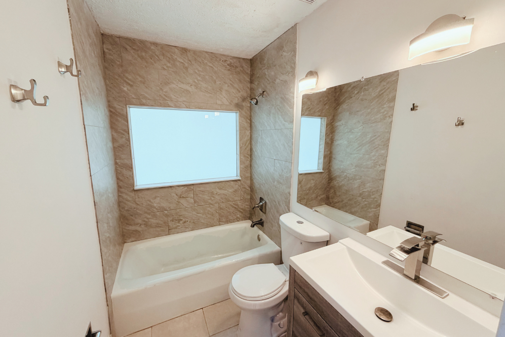 2814 Shellbark Rd - Photo 5 of 20