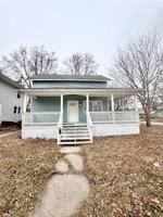 featured image of 627 N Webster St