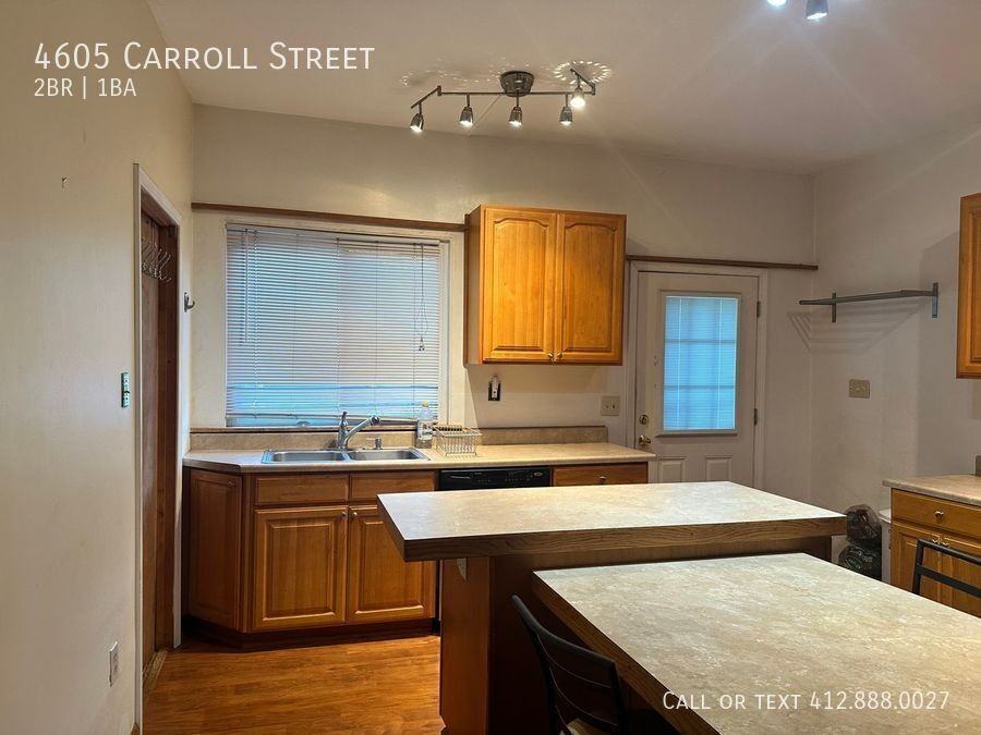 4605 Carroll St - Photo 5 of 14