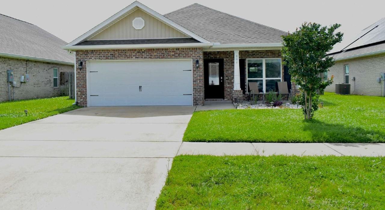 806 Cason Cir
