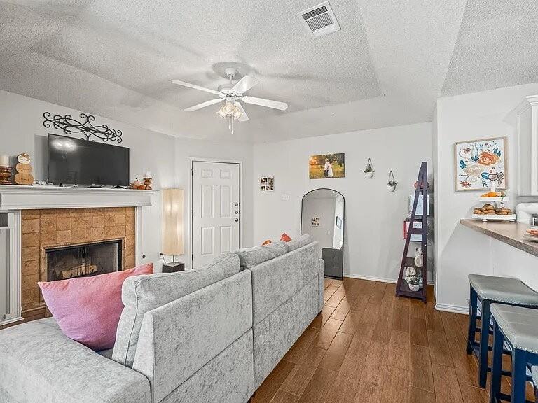 3104 110th St #A - Photo 5 of 26