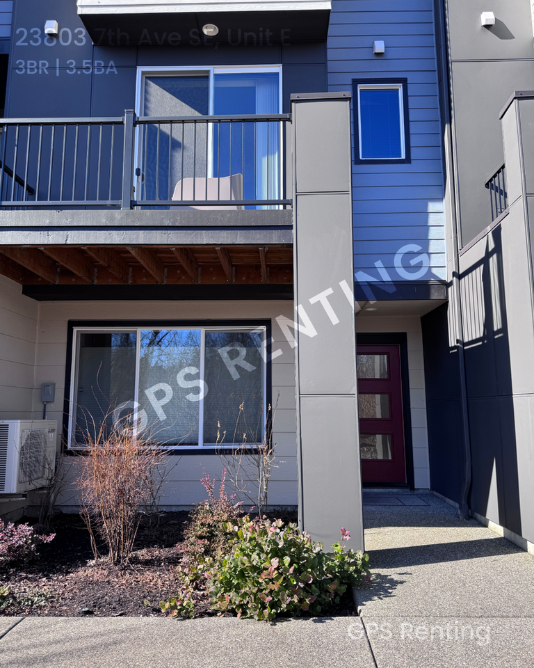 23803 7th Ave Se #E - Photo 2 of 23