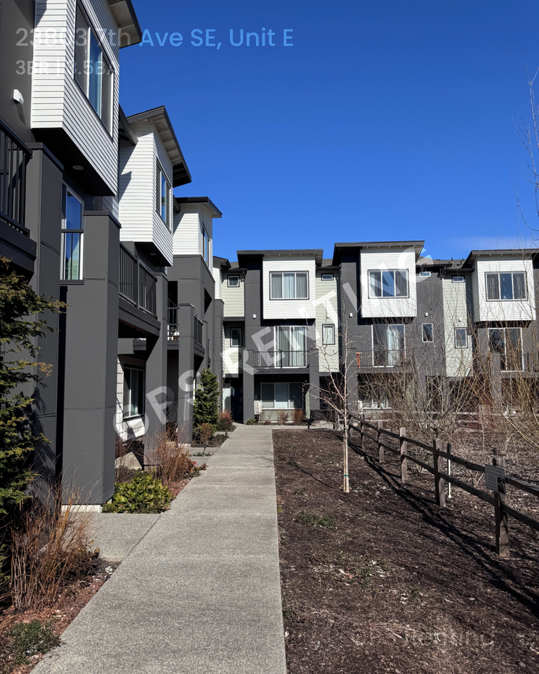 23803 7th Ave Se #E - Photo 4 of 23