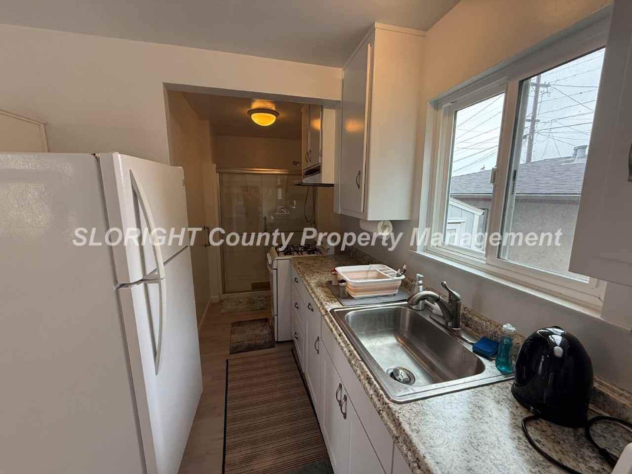 917A Anchor St - Photo 4 of 6