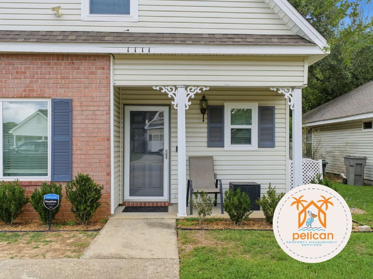 1111 Sweetbriar St - Photo 3 of 27