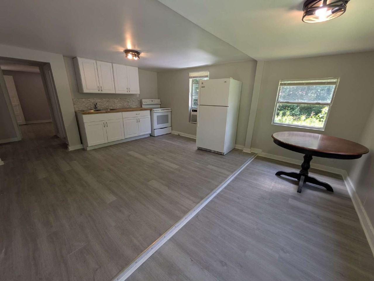 1760 Audubon St - Photo 4 of 14