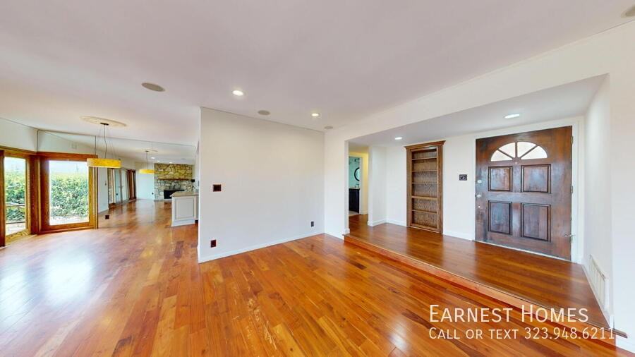 4535 San Blas Ave - Photo 5 of 31