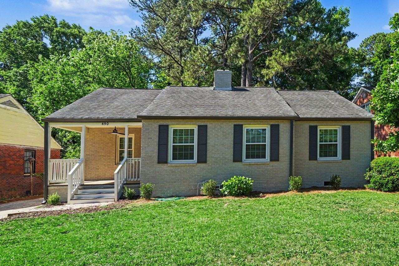 490 Lynnhaven Dr Sw - Photo 2 of 29