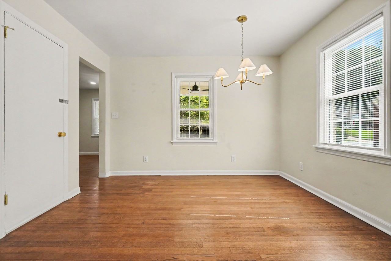490 Lynnhaven Dr Sw - Photo 7 of 29