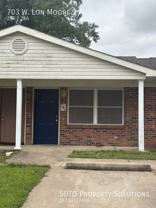 703 Lon Moore St - Photo 1 of 1