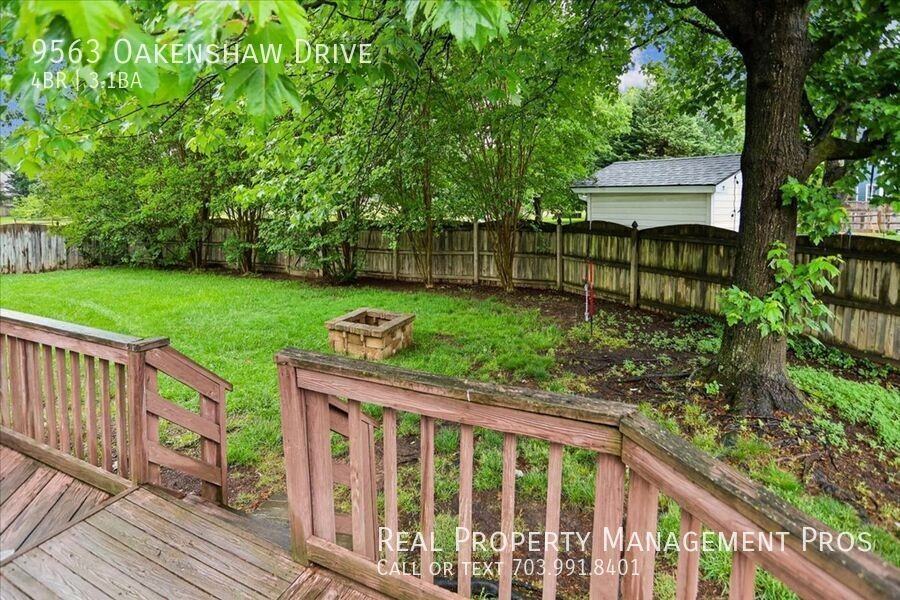 9563 Oakenshaw Dr - Photo 7 of 34