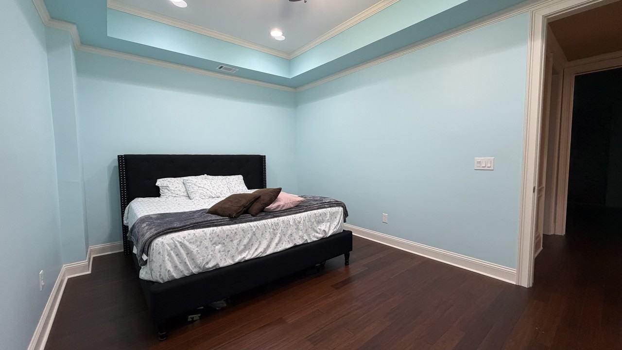 2112 Hunters Green Dr #NA - Photo 2 of 13