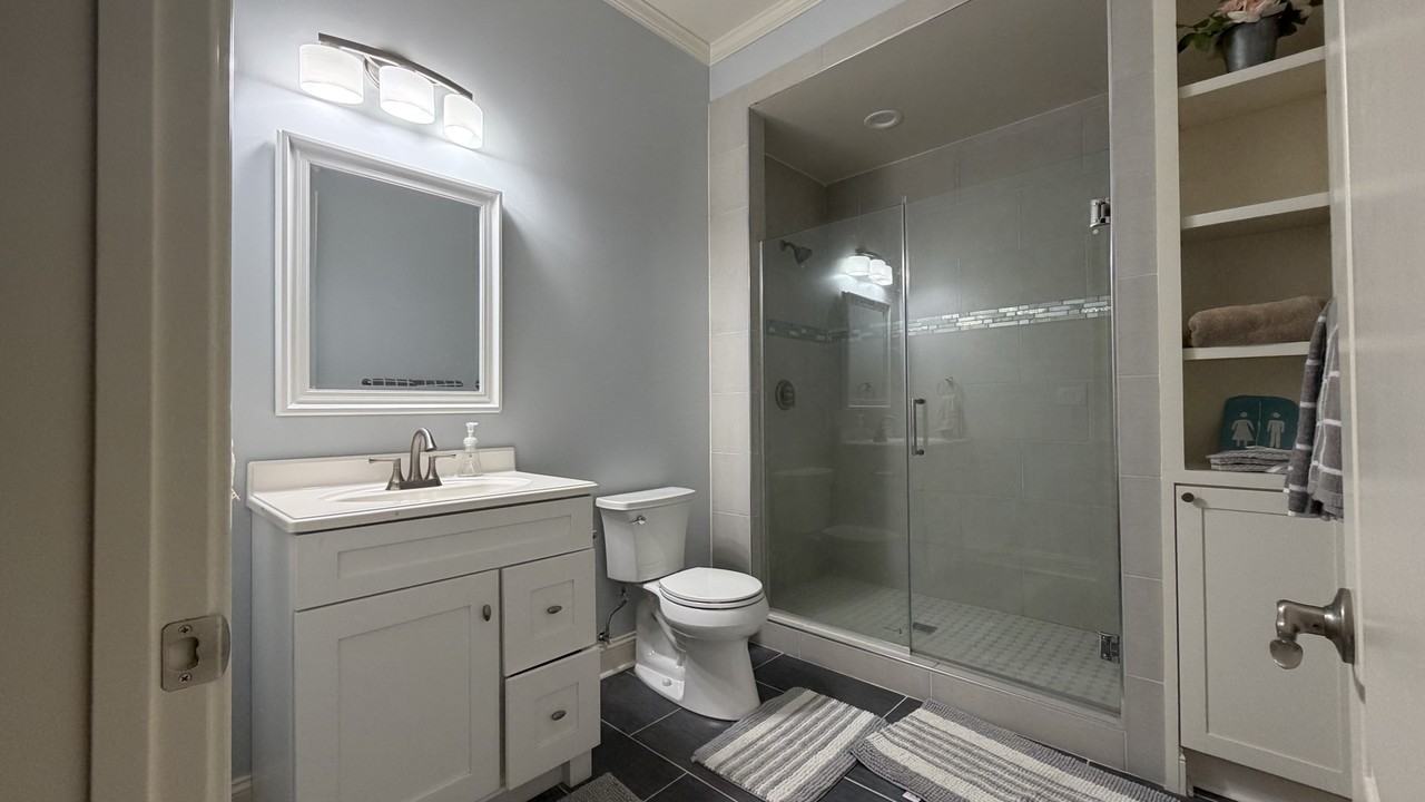 2112 Hunters Green Dr #NA - Photo 5 of 13