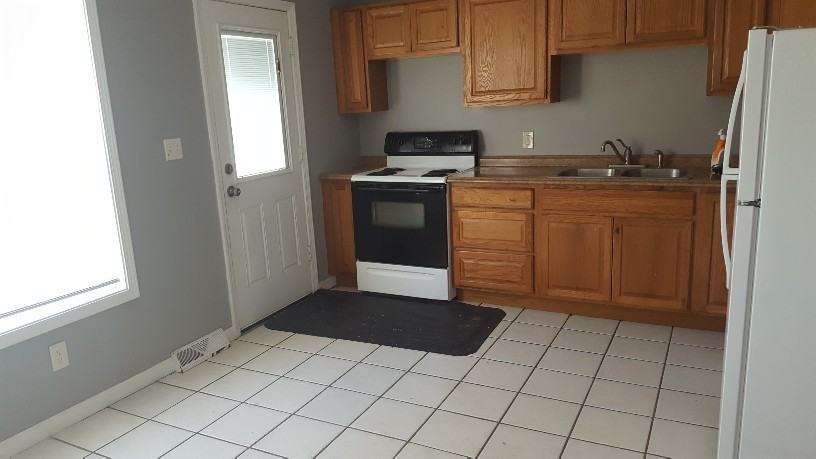 6205 E 149th St #NA - Photo 7 of 9