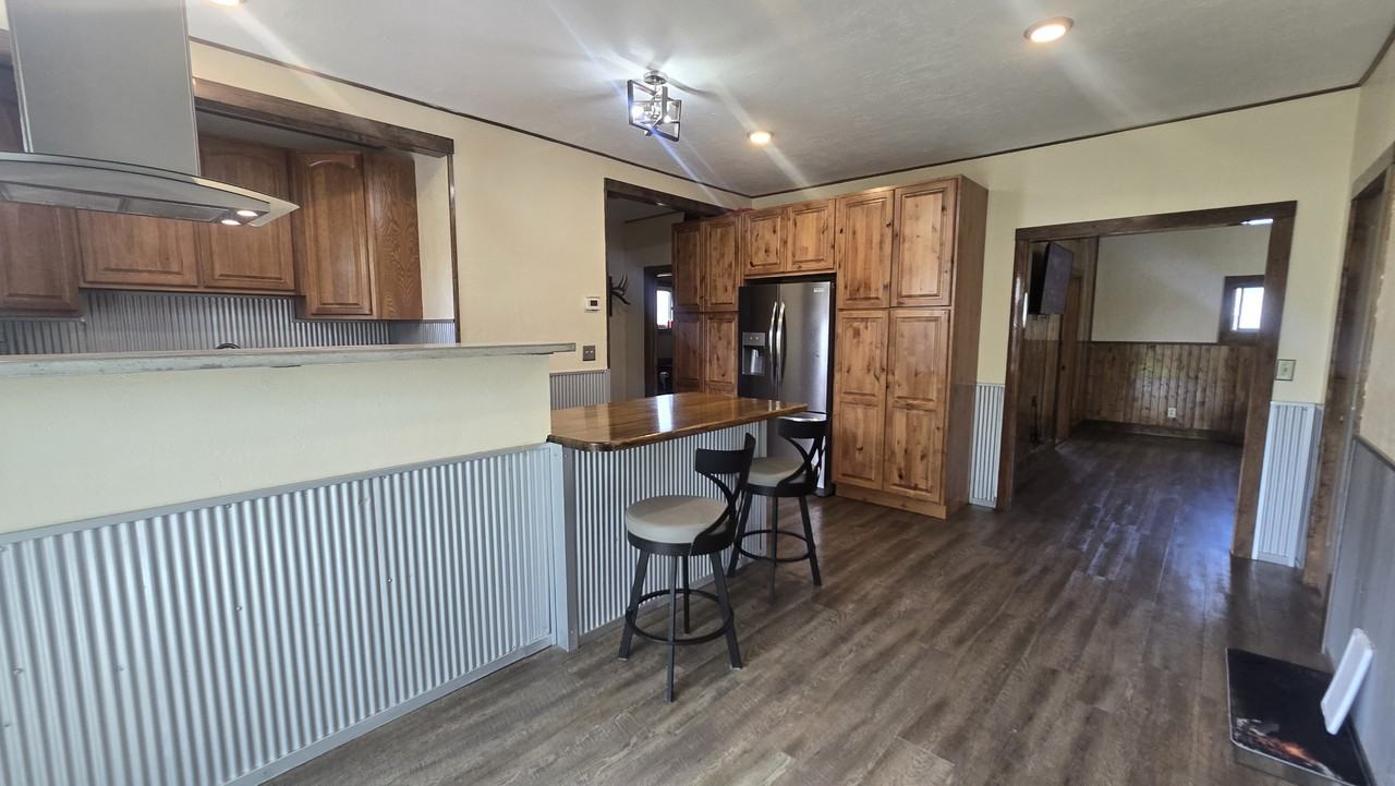 717 S Grant Ave #NA - Photo 2 of 17