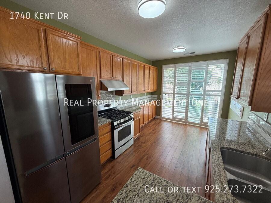 1740 Kent Dr - Photo 6 of 26