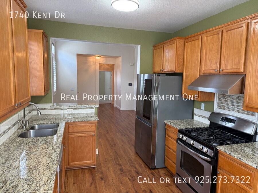 1740 Kent Dr - Photo 7 of 26